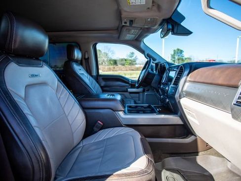 Used 2018 Ford F450 Limited image 20