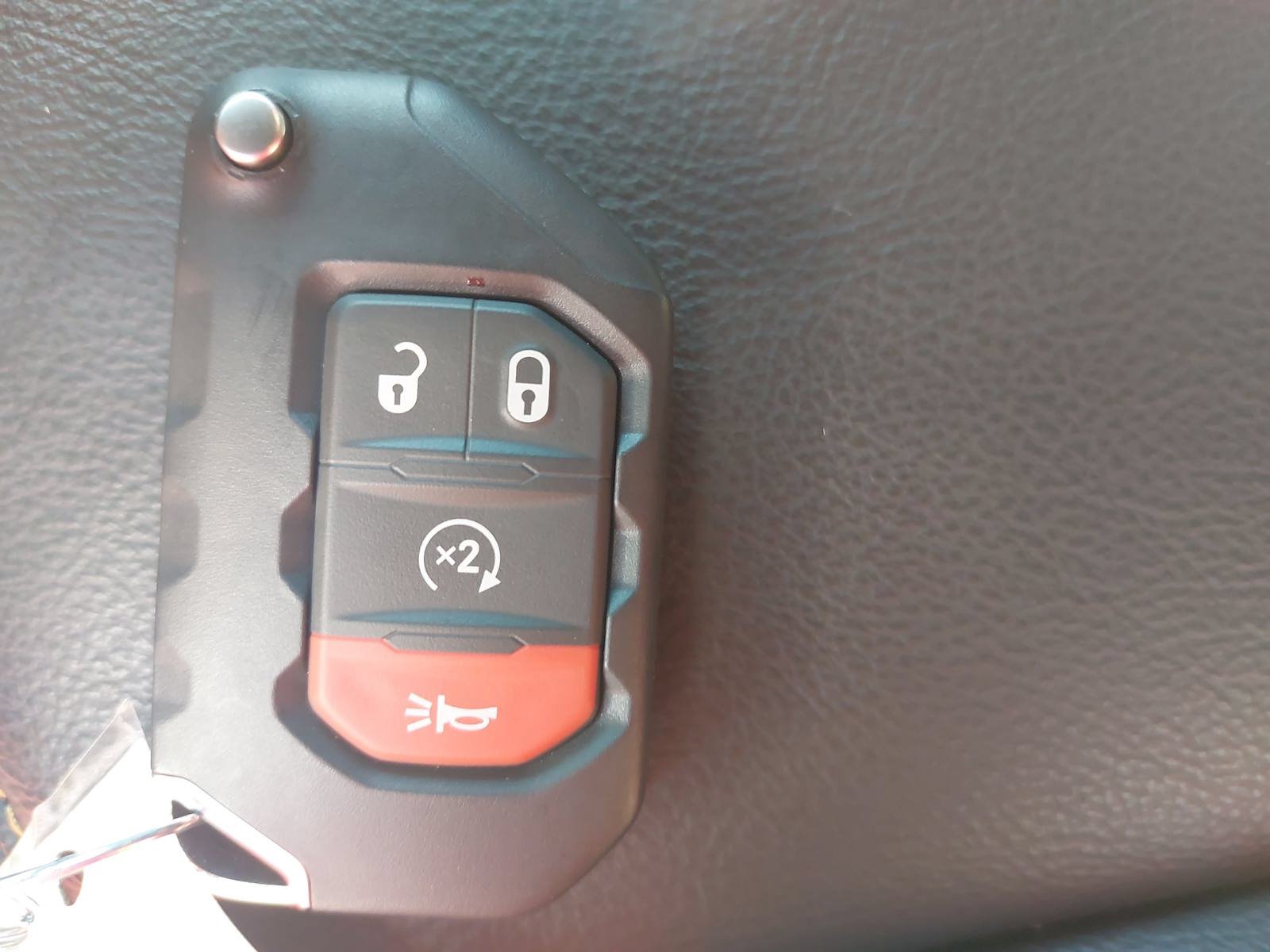 New 2026 Jeep Wrangler Unlimited Sahara AWD/4WD image 12