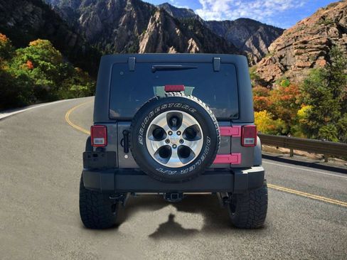 Used 2017 Jeep Wrangler Unlimited Sport w/ Quick Order Package 24S AWD/4WD image 4
