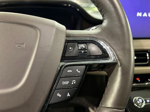 Certified 2023 Lincoln Nautilus Reserve AWD/4WD image 14
