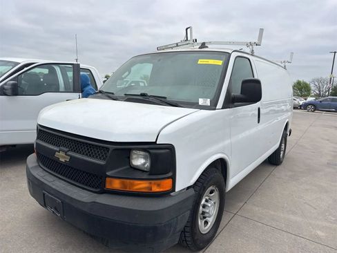 Used 2017 Chevrolet Express 2500 image 1