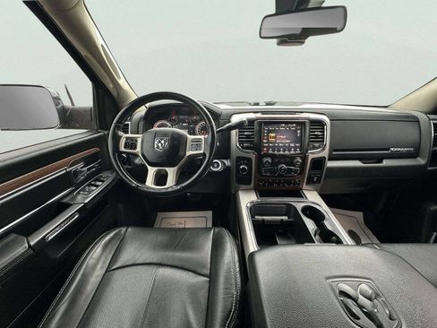 Used 2018 RAM 2500 Laramie image 17