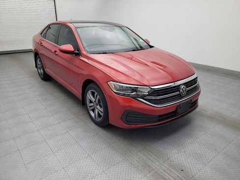 Used 2024 Volkswagen Jetta SE image 13