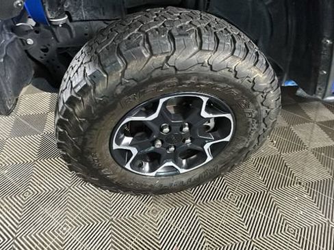 Used 2022 Jeep Wrangler Unlimited Rubicon 4xe w/ Cold Weather Group AWD/4WD image 9