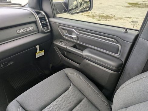New 2026 RAM 1500 Big Horn AWD/4WD image 17