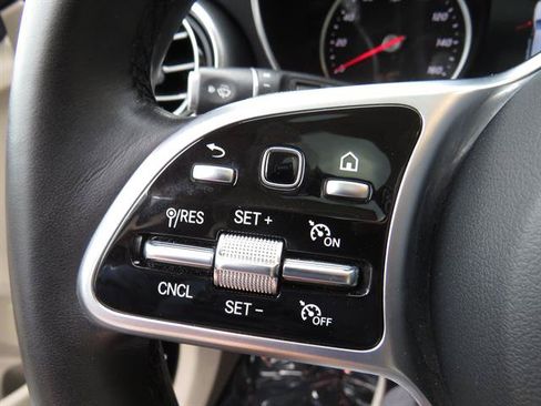 Certified 2022 Mercedes-Benz GLC 300 4MATIC image 11