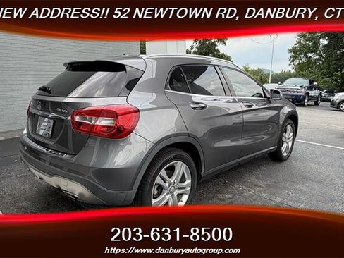 Used 2018 Mercedes-Benz GLA 250 4MATIC image 5