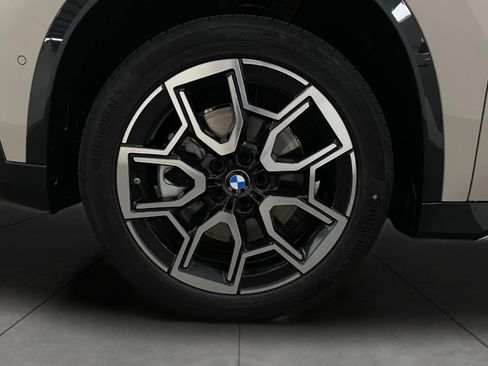 New 2026 BMW X1 xDrive28i w/ Technology Package AWD/4WD image 12