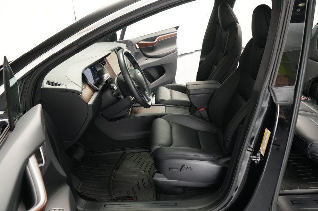 Used 2020 Tesla Model X Long Range AWD/4WD image 23