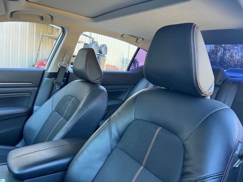 Used 2019 Nissan Altima 2.5 SR w/ SR Premium Package image 14