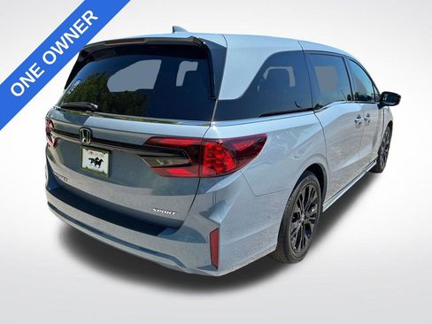 Used 2025 Honda Odyssey Sport-L image 3