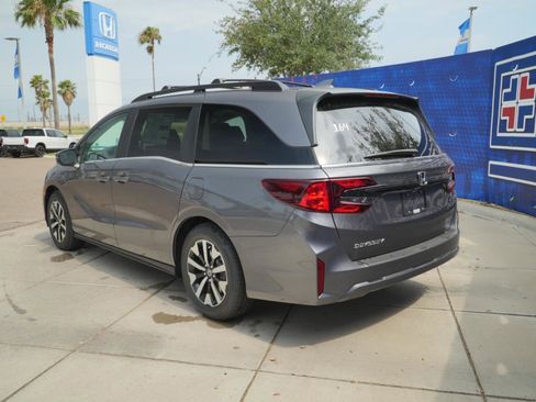 New 2026 Honda Odyssey EX-L image 9