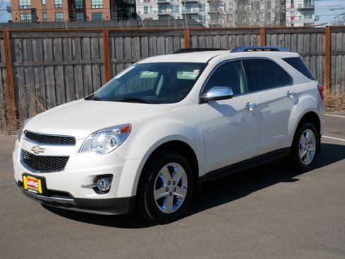 Used 2015 Chevrolet Equinox LTZ image 3