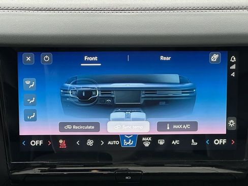 New 2026 Lincoln Navigator Reserve AWD/4WD image 15