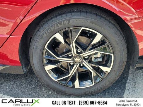 Used 2025 Hyundai Sonata SEL FWD image 9