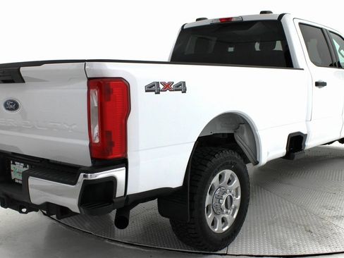 Used 2023 Ford F350 XLT image 6