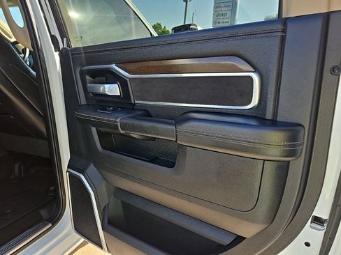 Used 2022 RAM 2500 Laramie AWD/4WD image 92