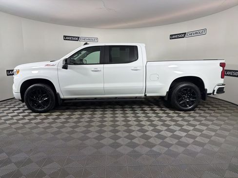 Used 2022 Chevrolet Silverado 1500 RST image 2