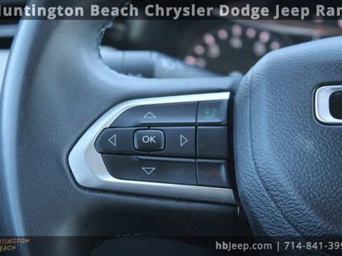 Used 2022 Jeep Compass Latitude image 16