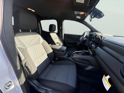 New 2026 Chevrolet Colorado W/T image 14