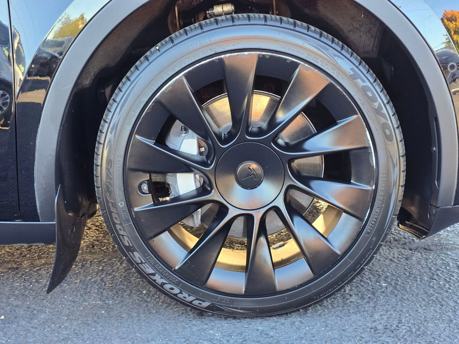 Used 2021 Tesla Model Y Long Range AWD/4WD image 9