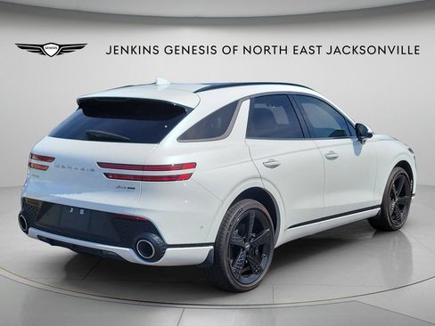 Used 2025 Genesis GV70 3.5T Sport w/ Sport Advanced Package AWD/4WD image 2