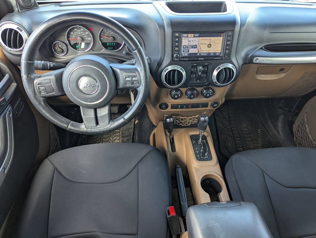 Used 2013 Jeep Wrangler Unlimited Sahara w/ Max Tow Pkg AWD/4WD image 26