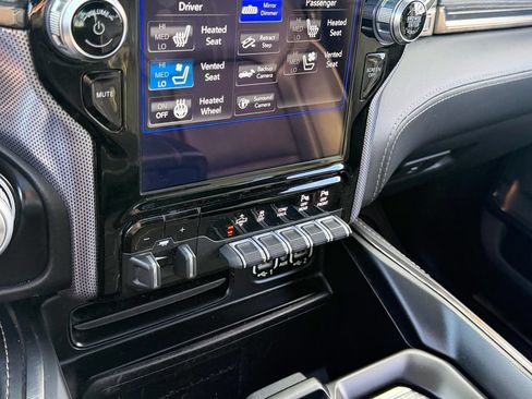 Used 2020 RAM 1500 Limited AWD/4WD image 24