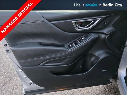 Used 2020 Subaru Forester Touring image 27