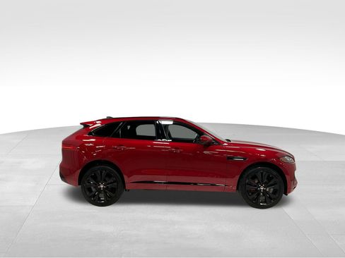 Used 2020 Jaguar F-PACE S image 3