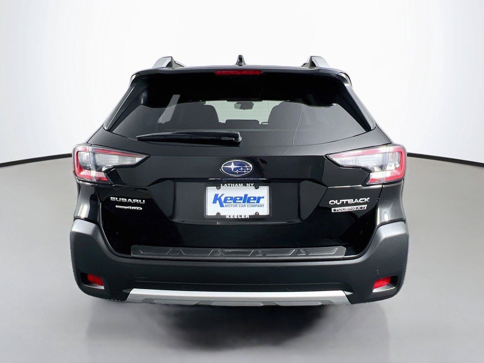 Used 2025 Subaru Outback Touring XT AWD/4WD image 5