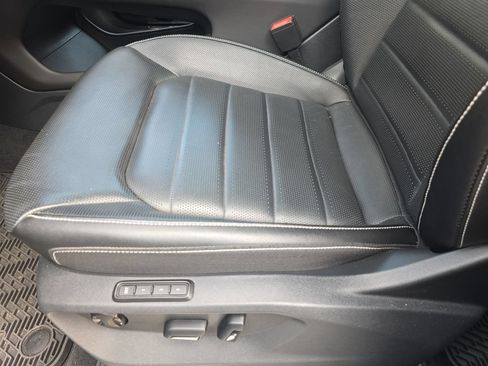 Used 2025 Volkswagen Atlas SEL AWD/4WD image 33