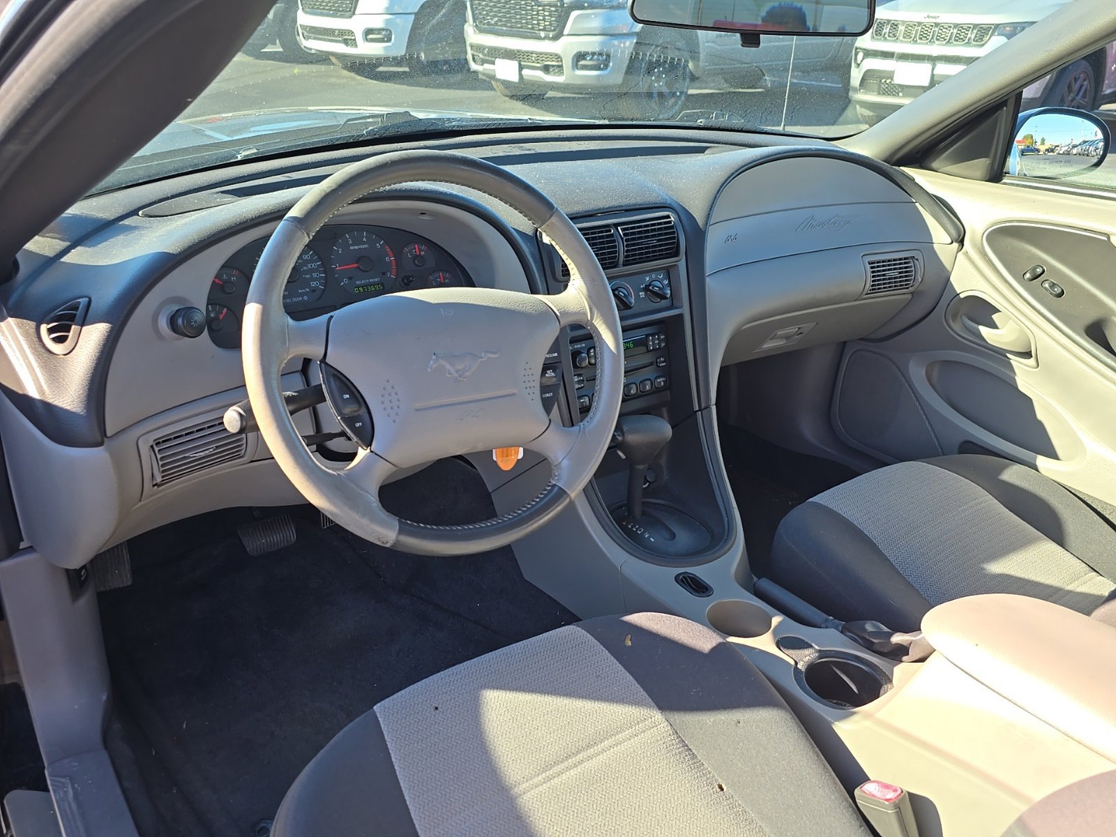 Used 2003 Ford Mustang Coupe RWD image 8
