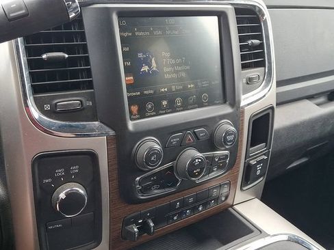 Used 2016 RAM 2500 Laramie w/ Sport Appearance Group AWD/4WD image 19