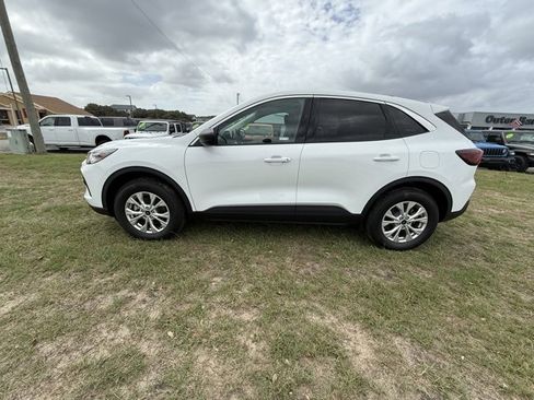 Used 2024 Ford Escape Active image 4