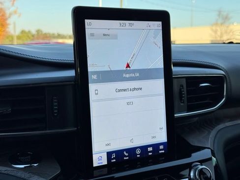 Used 2022 Ford Explorer Platinum w/ Equipment Group 601A image 29