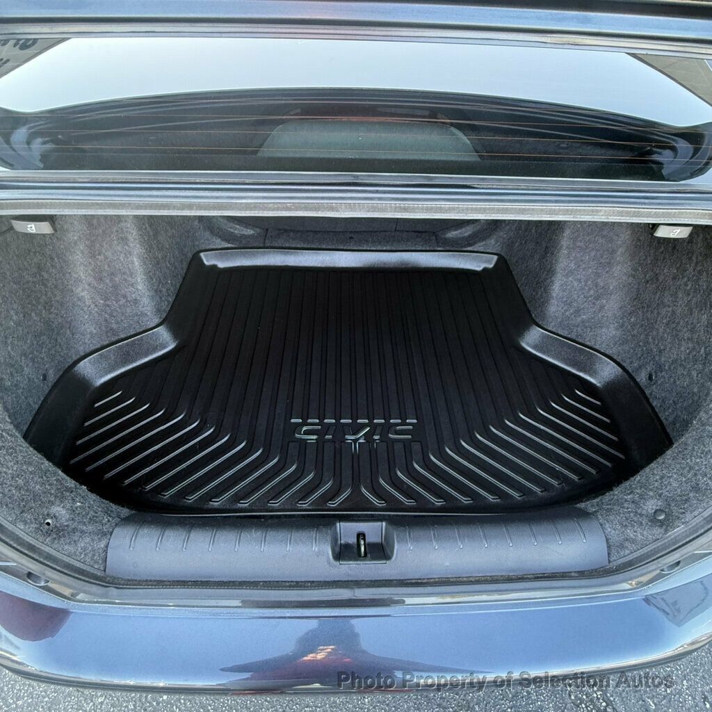 Used 2019 Honda Civic EX image 29