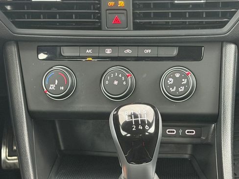 Certified 2023 Volkswagen Jetta Sport FWD image 17