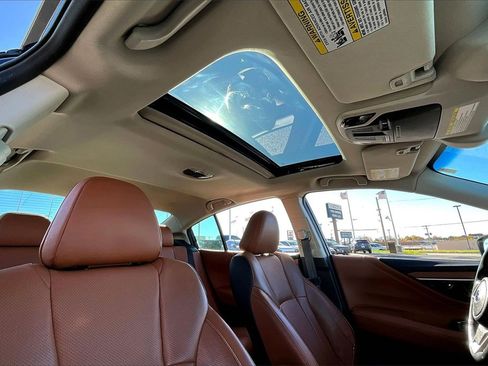 Used 2021 Subaru Legacy Touring XT image 22