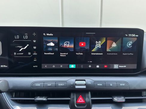 Used 2025 Kia K4 GT-Line w/ GT-Line Premium Package FWD image 27