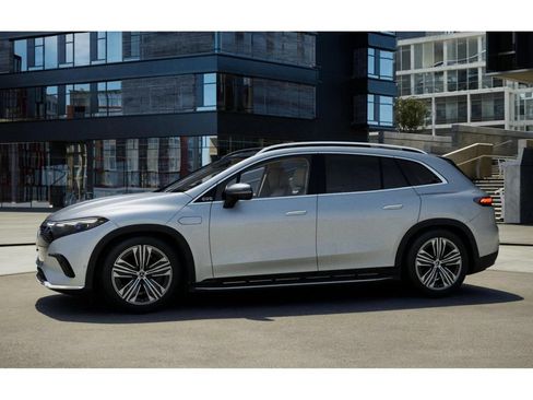 New 2026 Mercedes-Benz EQS 400 4MATIC SUV image 36