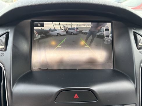 Used 2015 Ford Focus Titanium image 29