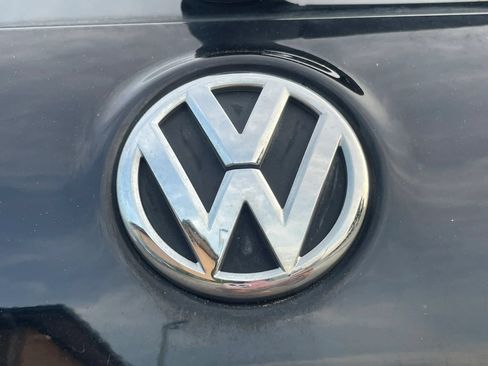 Used 2011 Volkswagen Jetta S FWD image 36