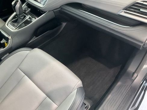 Used 2020 Subaru Outback Limited XT w/ Popular Package #2 AWD/4WD image 27