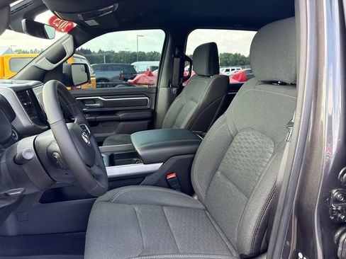 Used 2025 RAM 1500 Big Horn AWD/4WD image 22