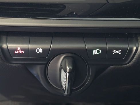 Certified 2024 Porsche 911 Carrera T image 33