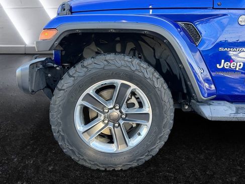 Used 2018 Jeep Wrangler Unlimited Sahara image 26