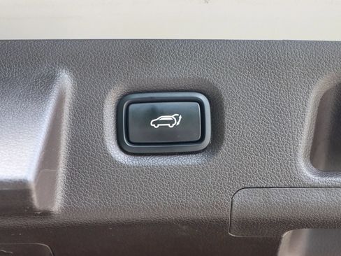 Used 2020 Hyundai Santa Fe SEL w/ Cargo Package FWD image 25