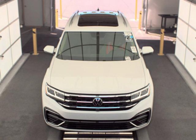 Used 2023 Volkswagen Atlas SEL Premium AWD/4WD image 2