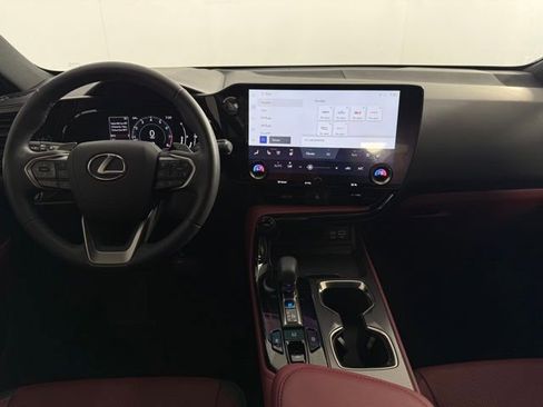 Used 2024 Lexus NX 250 FWD w/ Premium Package image 20